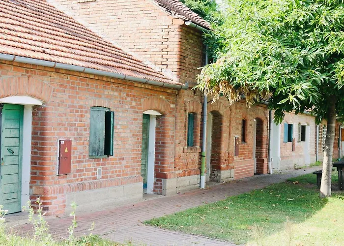 Lodge Vesely - Vinny Sklep *